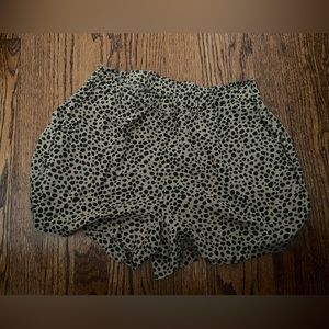 Aerie fabric cheetah print shorts size s